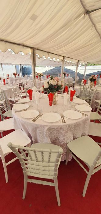 Închiriere corturi pentru evenimente – Complet utilate