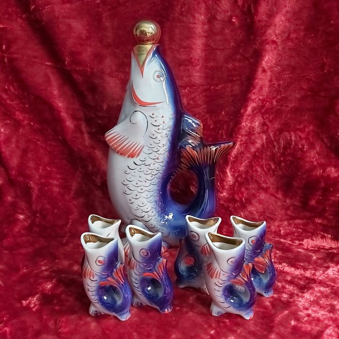 Продаются фарфоровые статуэтки рыбки СССР