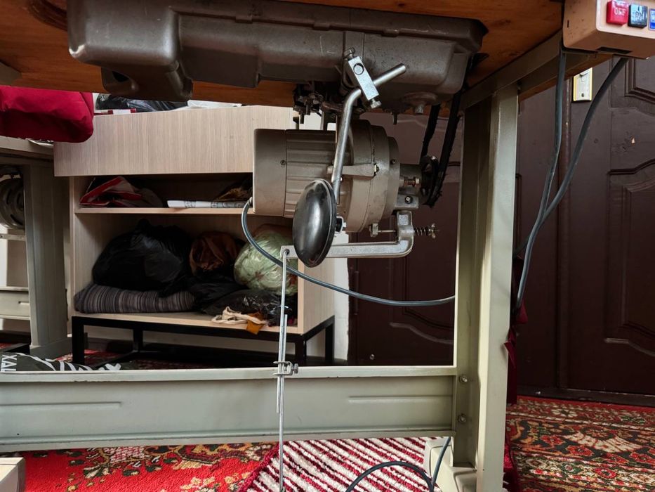 Tikuv moshinasi sotiladi