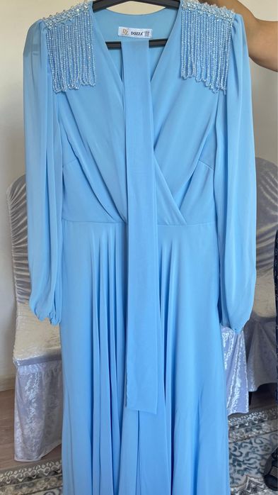 Продаётся платье в идеальном состоянии Надевалось 1 раз!