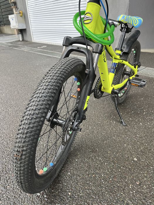 Bicicleta SKID  copii 20, cu suspensie fata si frane pe disc