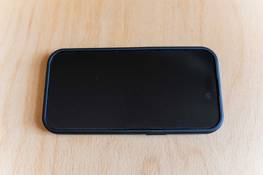 iPhone 15 128GB Black Neverlocked. Carcasa + folie de protectie Alien Surface
