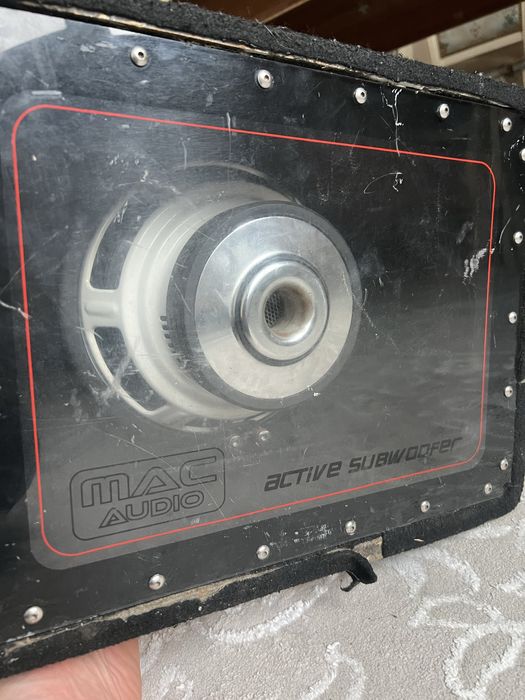 Саббуфер отлично работает реально качает