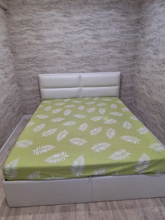 Продам кровать 2-х спальный