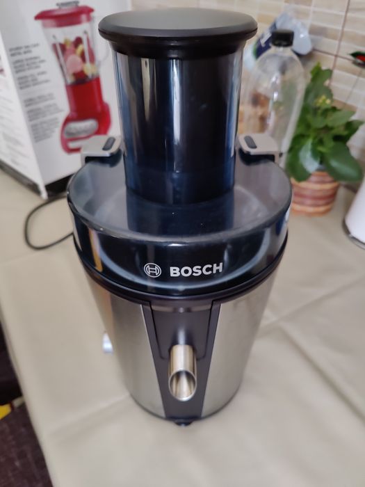 Storcător fructe bosch