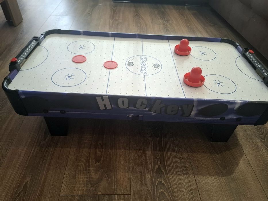 Въздушен хокей игра