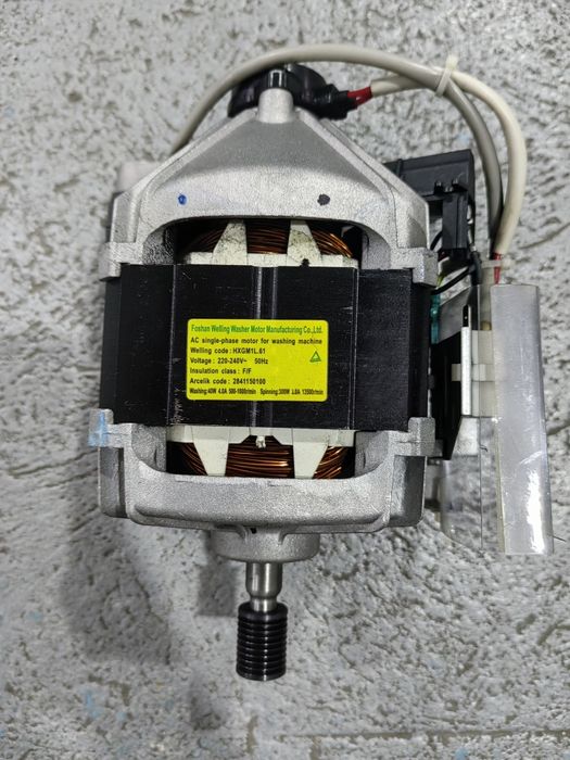 Мотор HXGM1L. 61 от пералня  беко WTC 6532 XO