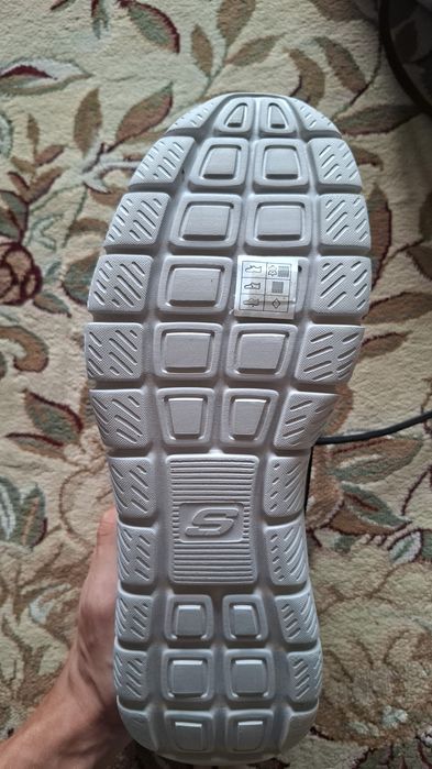 Кроссовки Skechers Lite-Weight Memory Foam