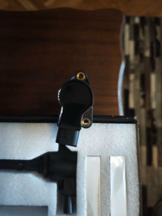 Продавам запалителни бобини за Мерцедес W221