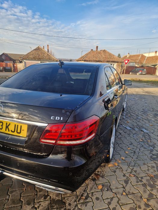 Dezmembrez w212 facelift e class amg fata completa