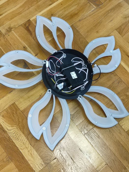 Полилей с вентилатор