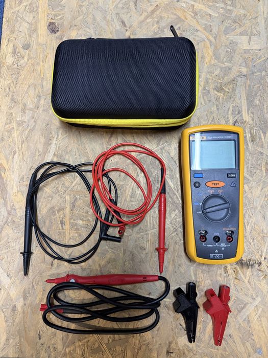 Tester de izolație / Megohmmetru Fluke 1503