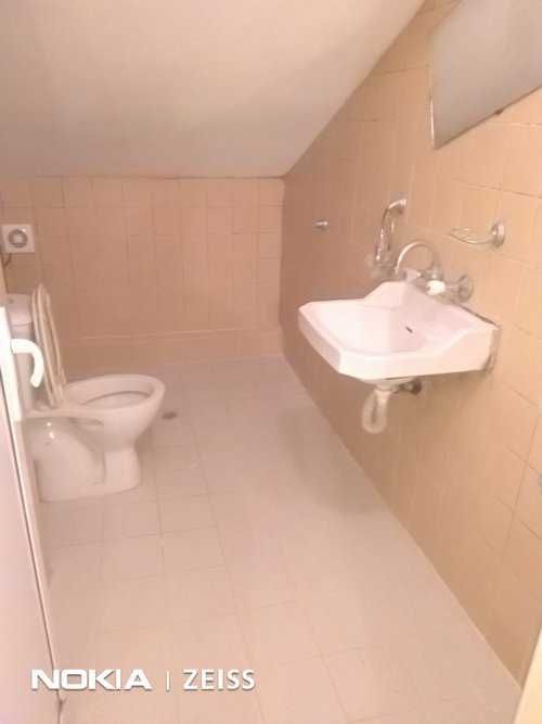 Дава се под наем Двустаен апартамент в Шумен, Военно училище - 50 кв.м за 178.5 € - Снимка #5