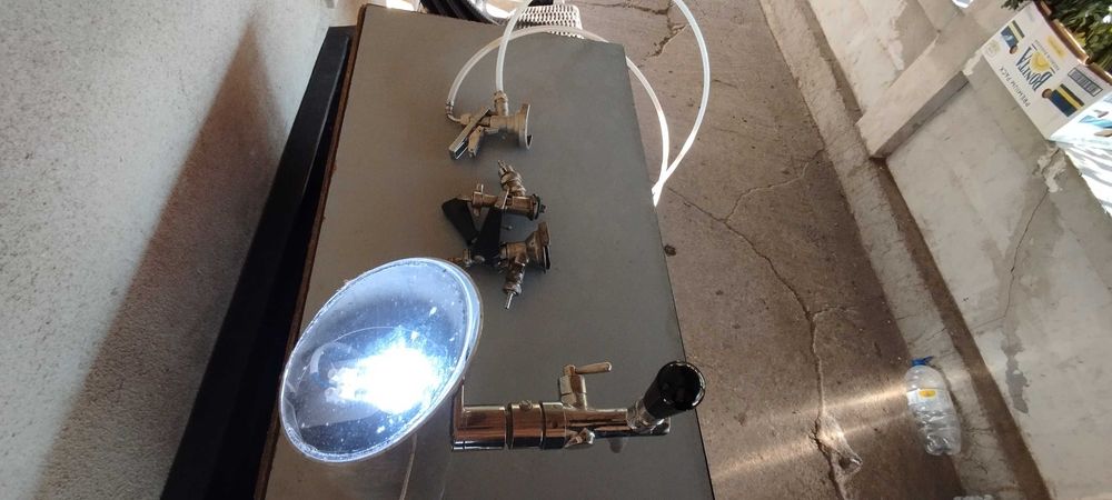 Dozator de bere cu trei cuple diferite