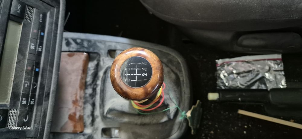 Dezmembram Seat Alhambra 1.9TDI AUY 116 cp