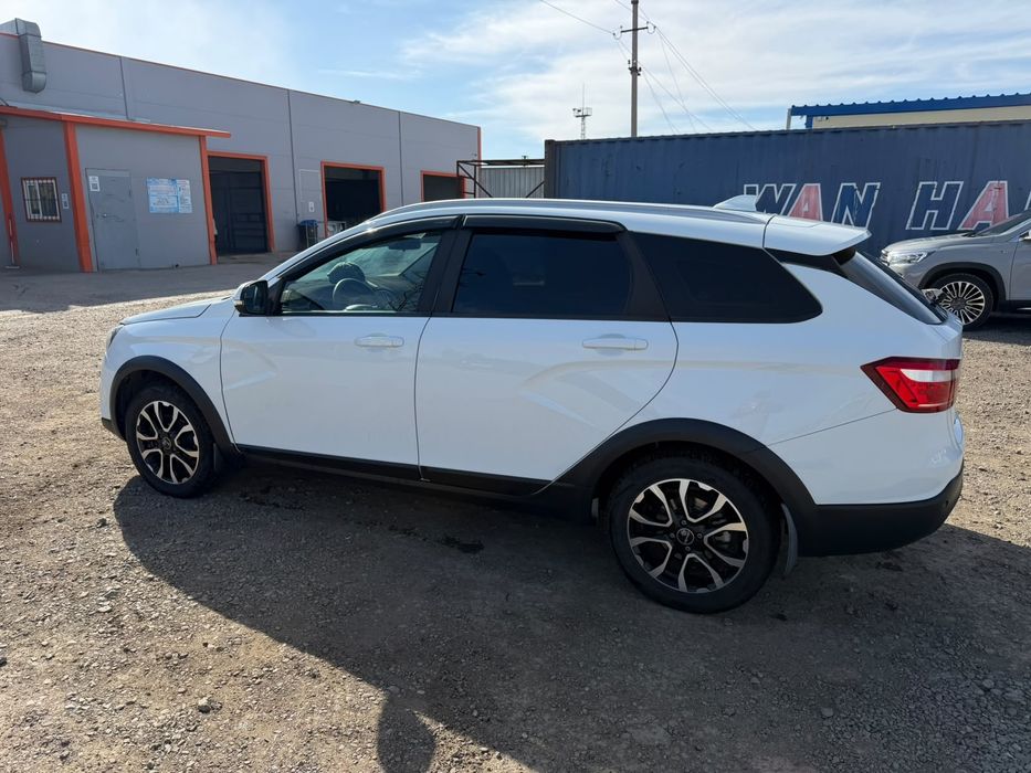 Продаю Lada Vesta 2020