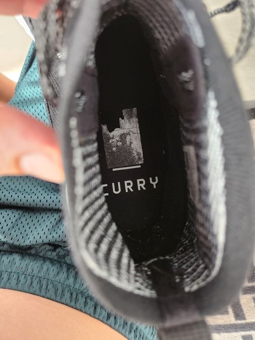 Ghete Baschet CURRY 4 FLOTRO Under Armour