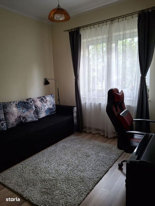 Casă modernă din cărămidă, complet mobilată