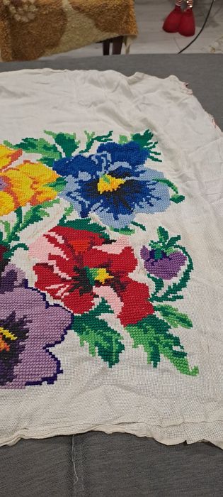 Покривка плетена