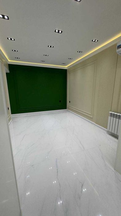 ПРОДАЕТСЯ НЕ Жилое Помещение Ор-р: Фархадский Базар