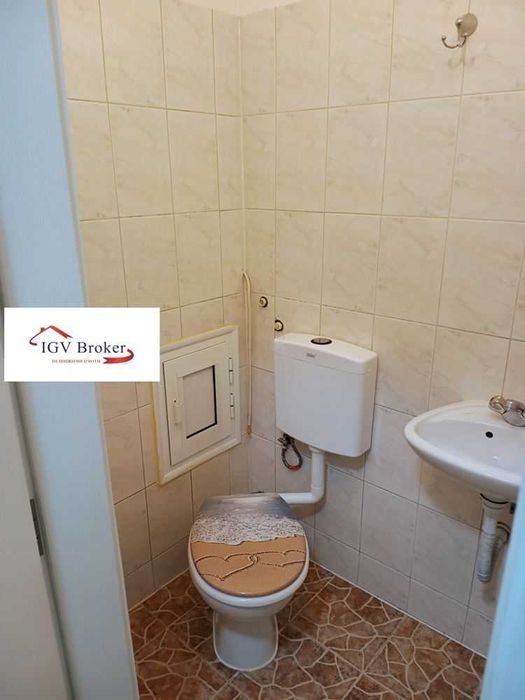 Дава се под наем Тристаен апартамент в София, Център - 100 кв.м за 698.19 € - Снимка #10
