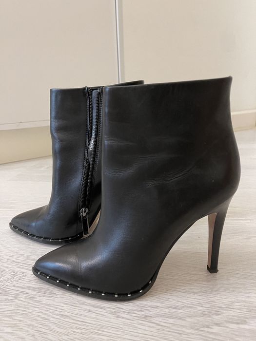 Ботильоны новые Basconi