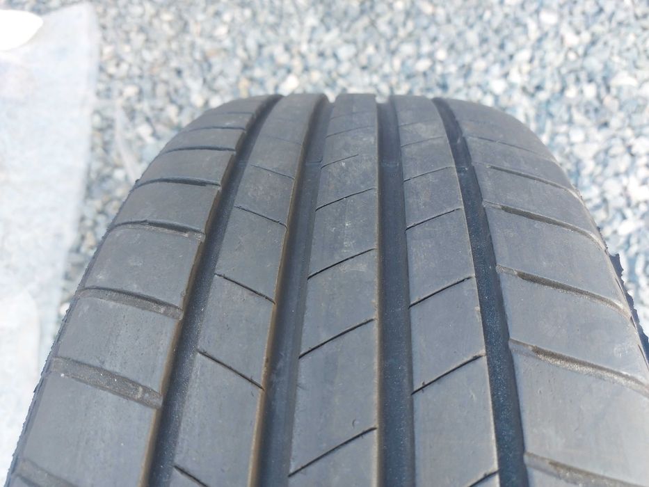 Anvelope vara Bridgestone Turanza T005 215 45 17 XL 91Y Toyota GT86