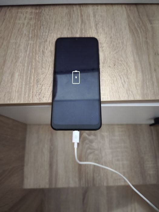 Планшет,телефон хуавэйи редми