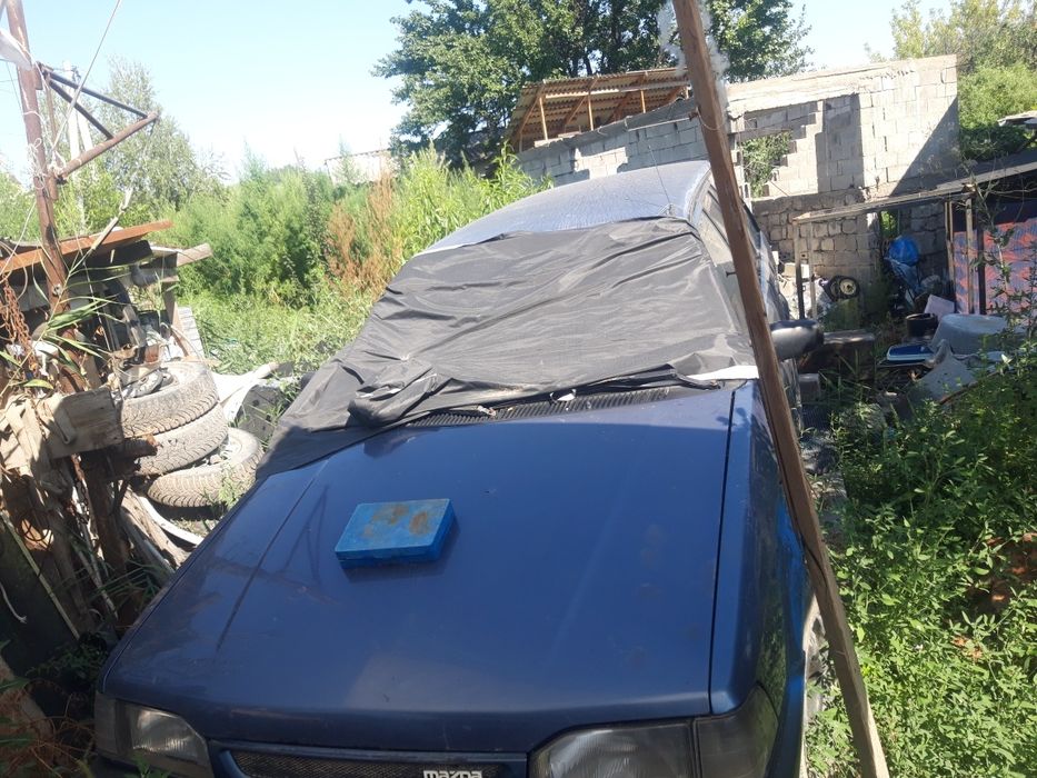 Мазда 323 универсал