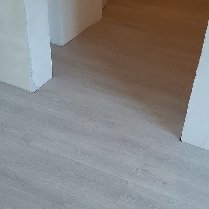 Укладка ламината.  Ламинат