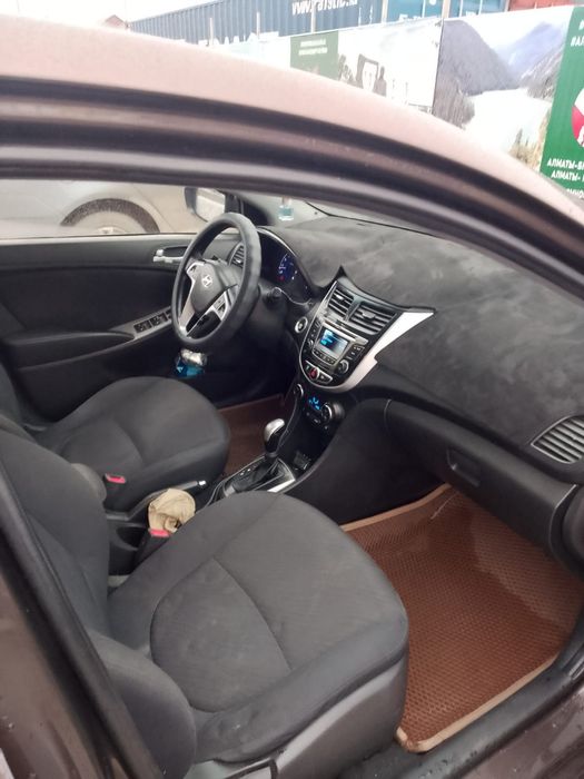 Продам Hundai Solaris 2015 года