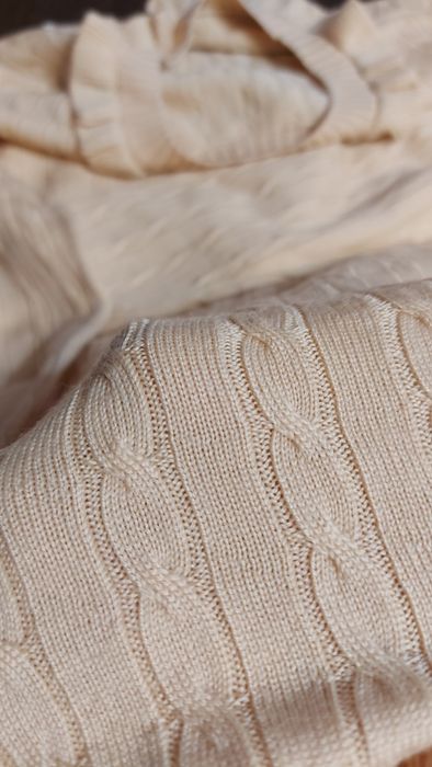 Кофточки трикотажные,новые