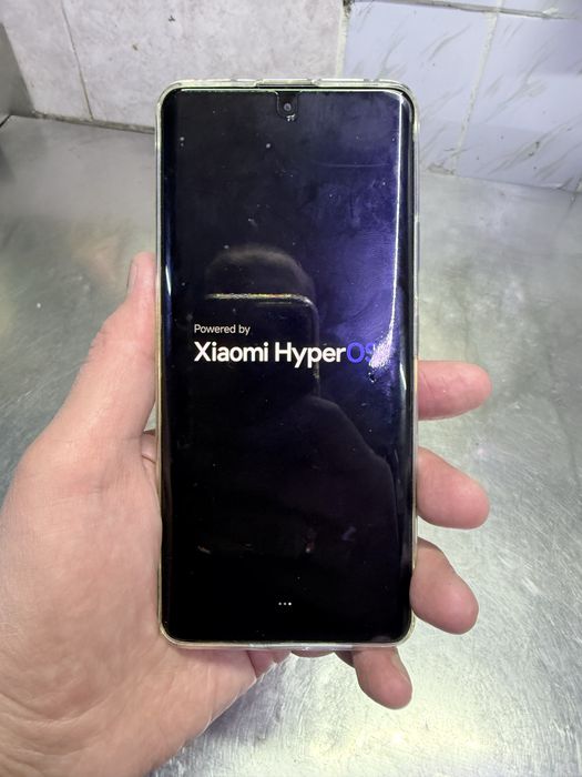 Продам Redmi Note 13 Pro+