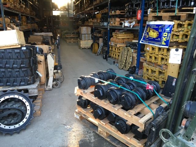 Role de rulare inferioare  pt. Excavatoare Volvo EC210-EC240 pe stoc