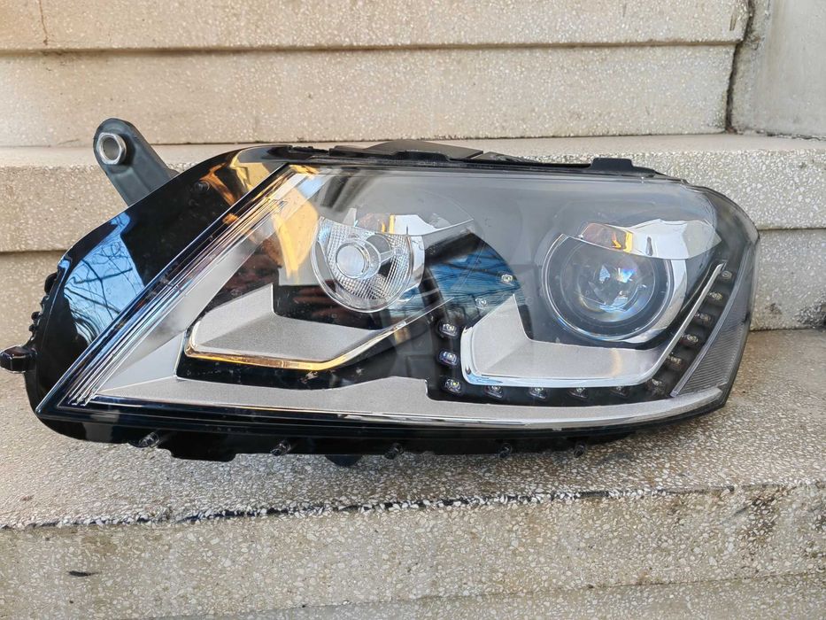 Фар VW Passat B7 Bi-Xenon LED ляв / Фар Пасат Б7 ксенон НОВ