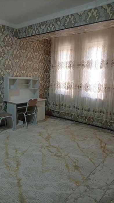 Buxoro shahar markazida joylashgan 2 xonalik uy ijaraga beriladi