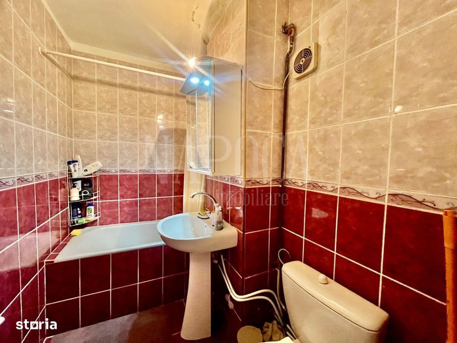 Apartament 3 camere de vanzare in Manastur, Cluj Napoca