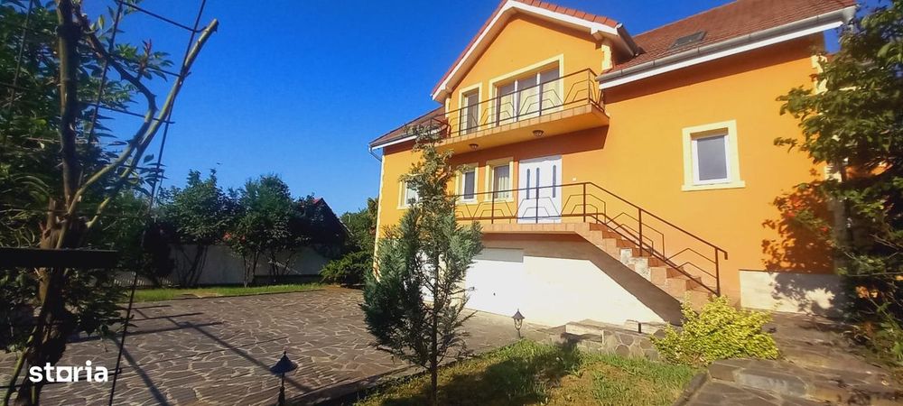 Oferta! Casa deosebita, 10 arii teren, Centru Zalău.