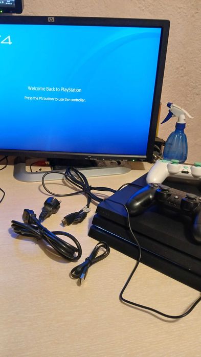 1Г Гаранция ! PlayStation 4 PS4 Pro 1TB SW 9.60 Sony плейстейшън игра