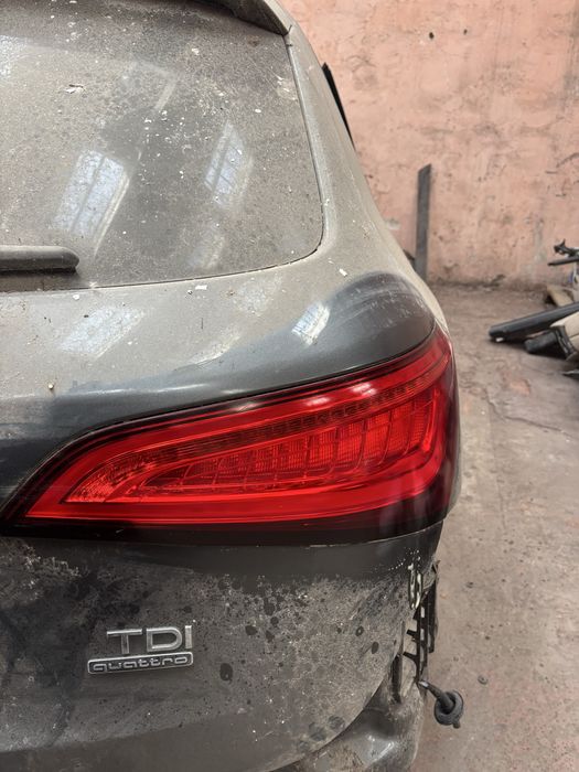 Фейсови Стопове за Audi Q5