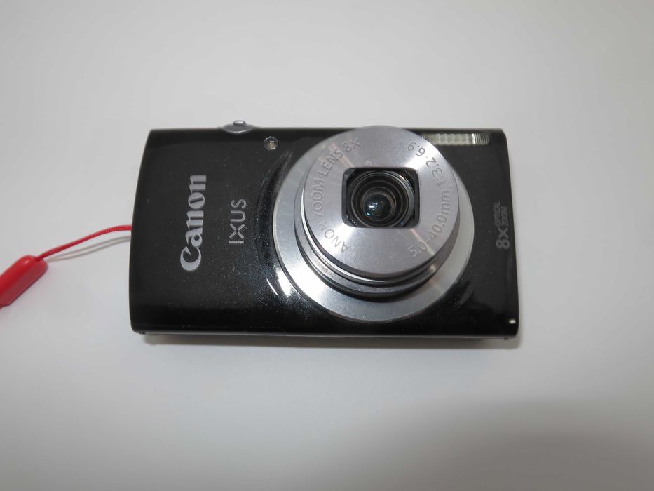 Canon IXUS 145 ултра компактен цифров фотоапарат, дигитална камера 16 MP и 8х оптичен зум, отлично състояне, работи перфектно