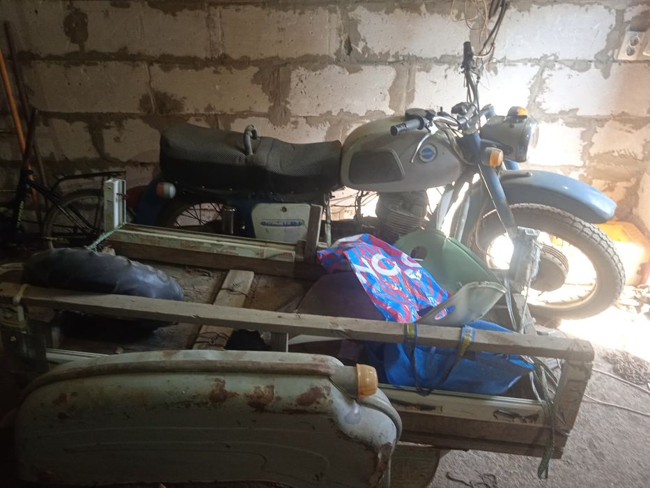 Продам мотоцикл Иж планета