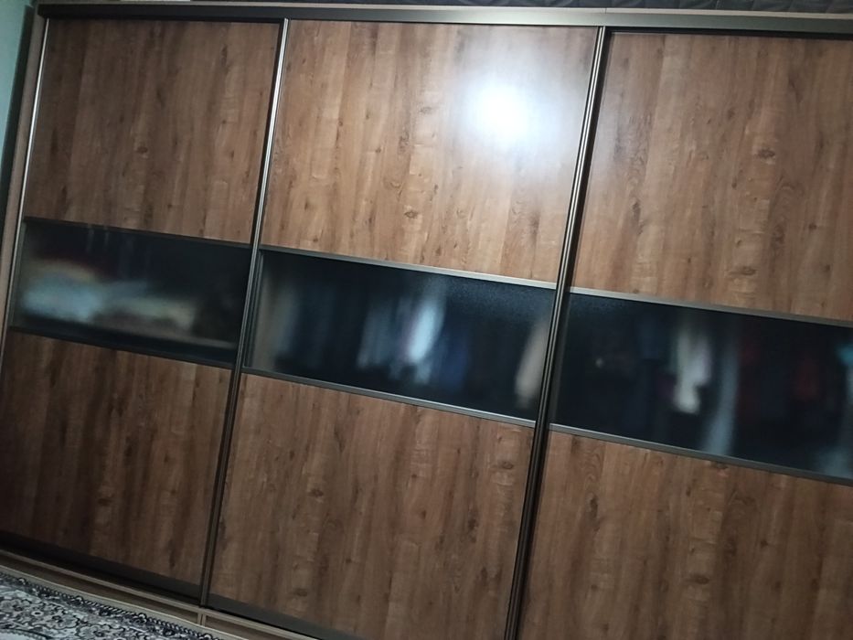 Продам шкаф-купе