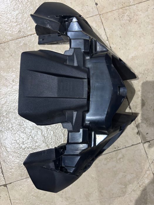 Преден вътрешен панел Yamaha R7 2024
Inner Headlight Fairing Cowling