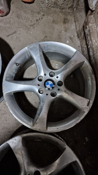 Продам диски bmw 230 стиль r18