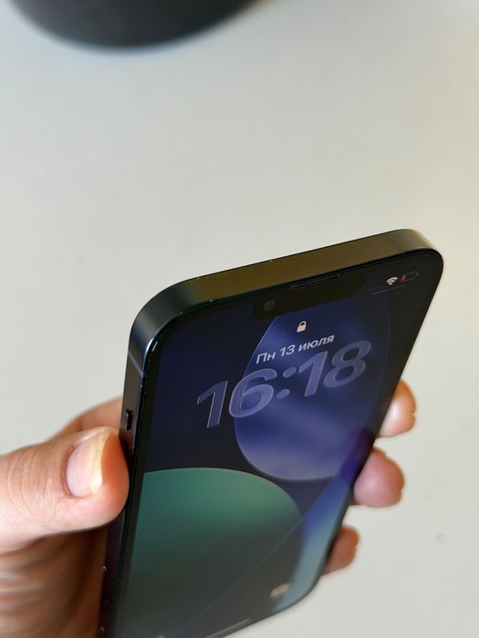 Iphone 13 в хорошем состояний