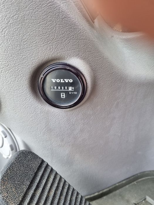 Экскаватор samsung  volvo