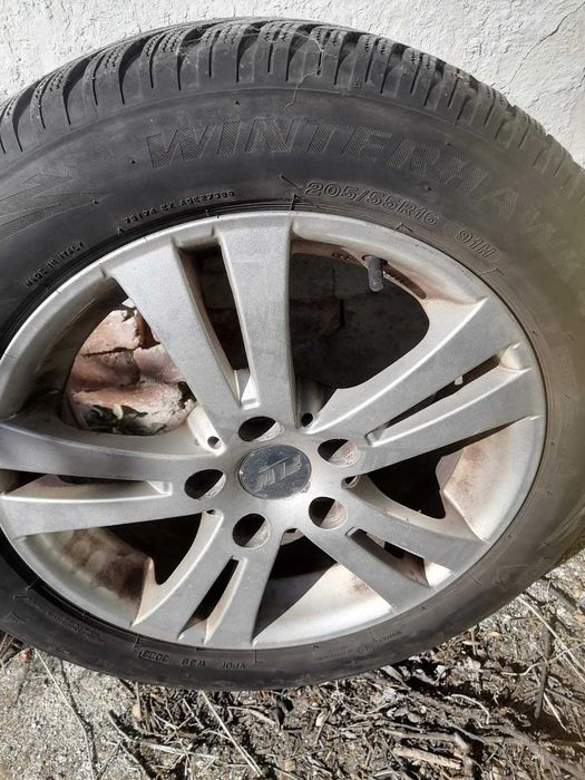 Продавам 4 алуминиеви джанти с 4 зимни и 4 летни гуми – Toyota Corolla Verso