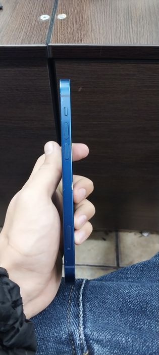 Iphone 12 с гарантией 64 гб ёмкость 78%