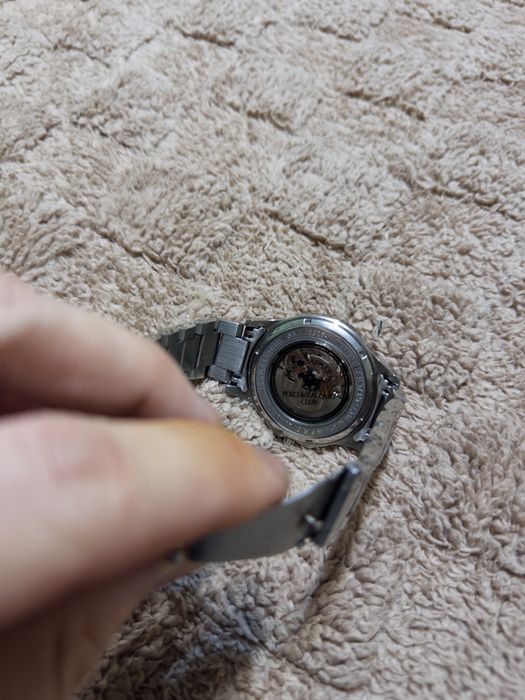 Продам часы Polo